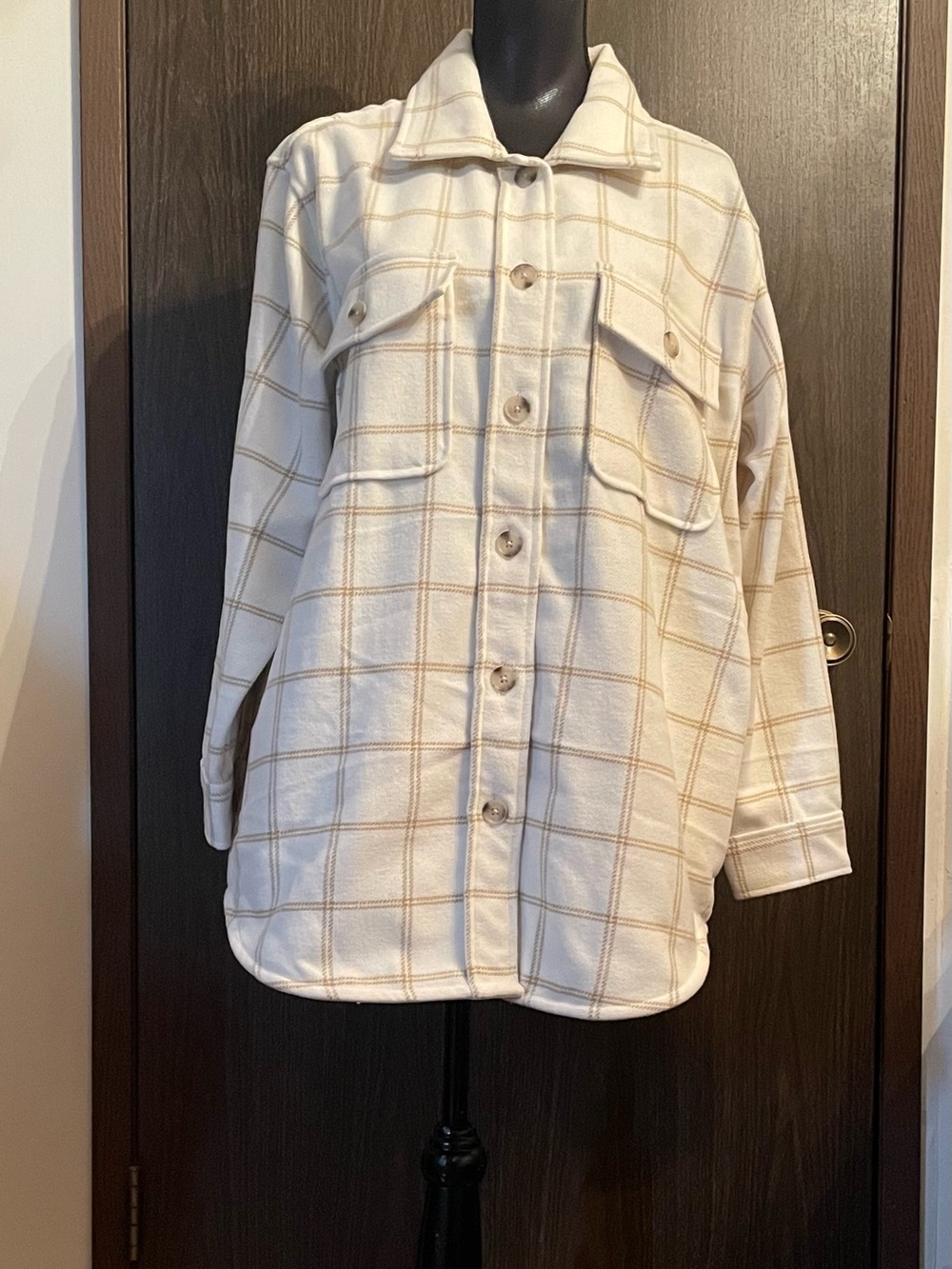 Cream Plaid Utility Jacket with Front Pockets